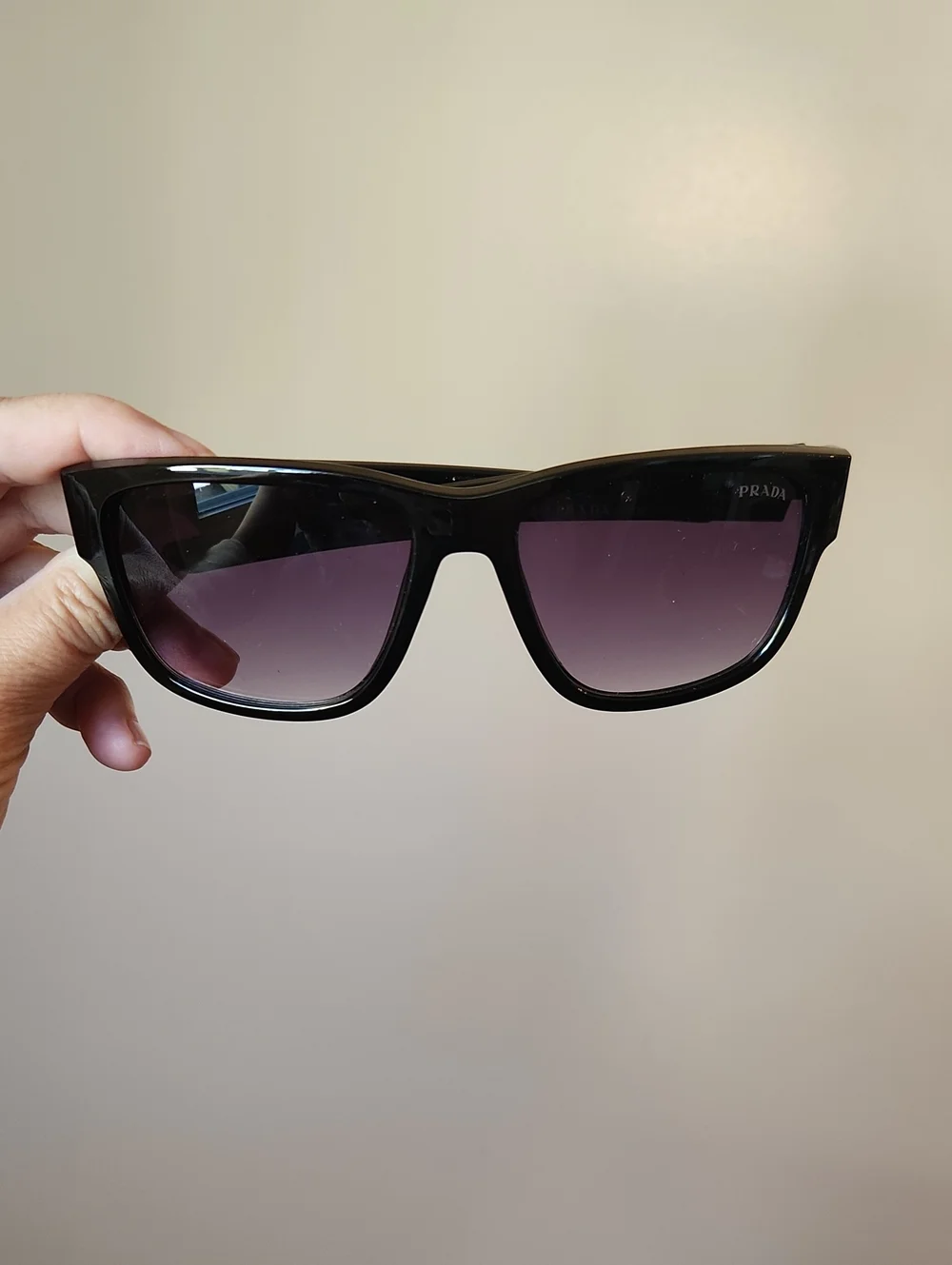Fashion Sunglasses look feel